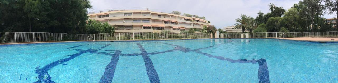 Brigitte Studio Centre Saint Tropez Parking Piscine Wifi Vue Mer ภายนอก รูปภาพ