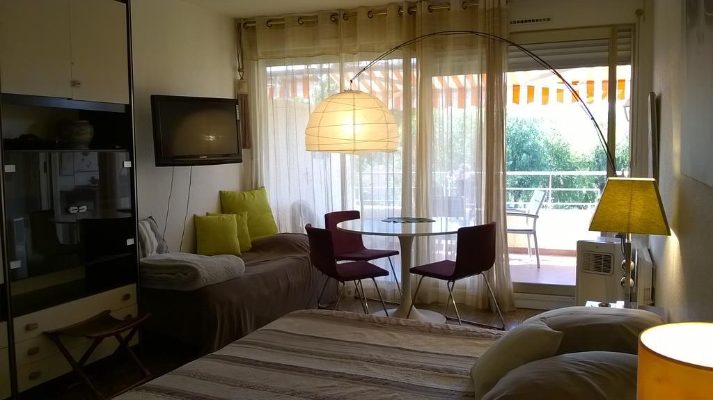 Brigitte Studio Centre Saint Tropez Parking Piscine Wifi Vue Mer ภายนอก รูปภาพ